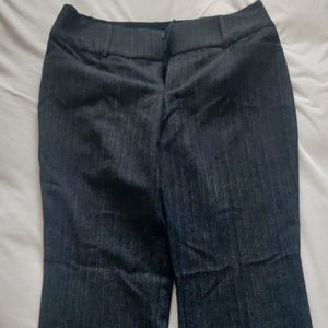 Straight leg highwaisted trousers